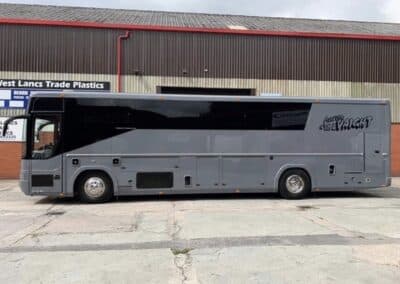 Volvo Horse Box blacked out Windows