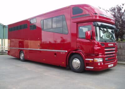 Scania horsebox Windows